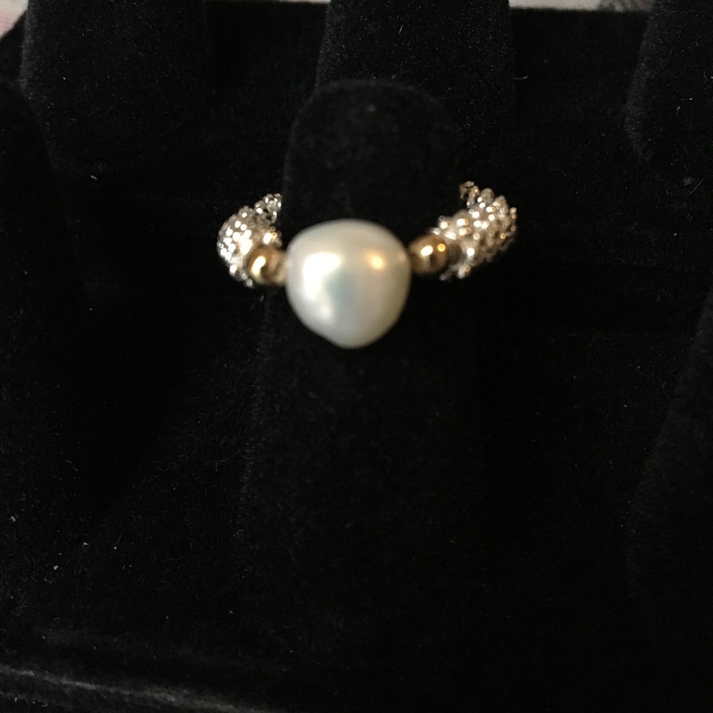 Ring - Picture 2 of 2